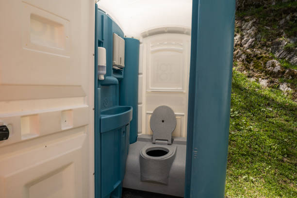 Best Porta potty rental near me  in Thornville, OH